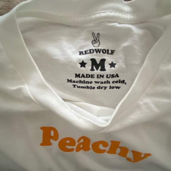 Peachy Tee - Picture 2 of 4
